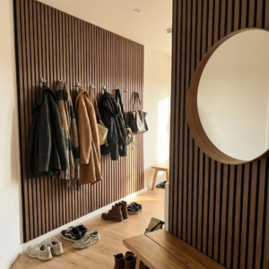 real-candid-photo-apartment-entrance-hal_l7D-lFLbSgm1prmhMQtAiw_VvFD-hsqTTq_59SnFNEUPQ_hd