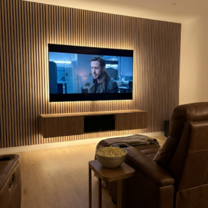 real-iphone-photo-modern-house-home-cine_cQzYBME8QUCIPXgvUZ0qWw_hCg9NrXjQjOLbaCT4AE87Q_hd